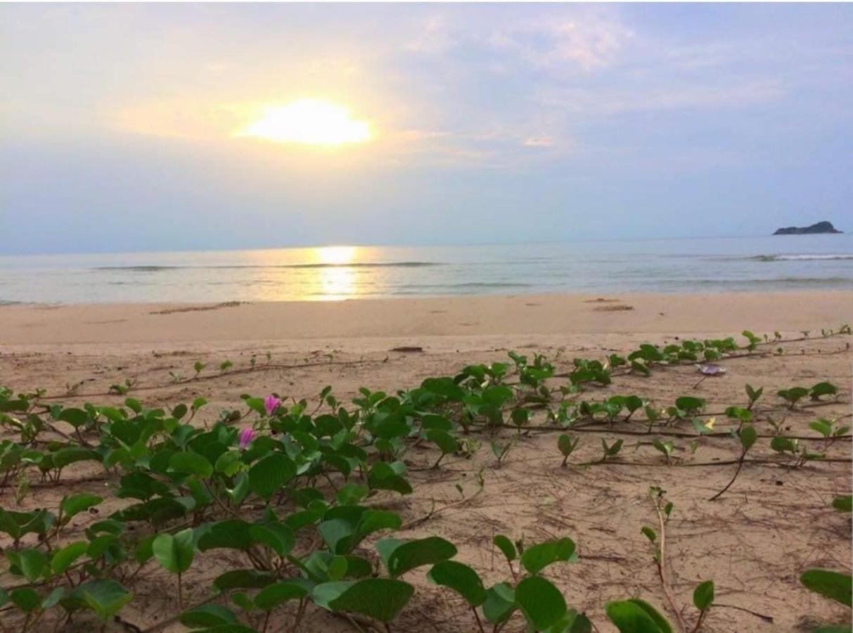 Khaotao Homestay เขาเต่าโฮมสเตย์ Esterno foto